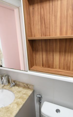 Apartamento à venda com 77m², 3 quartos e 2 vagasBanheiro Social