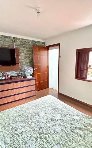 Casa à venda com 150m², 3 quartos e 2 vagas Casa à venda com 150m², 3 quartos e 2 vagasQuarto 3