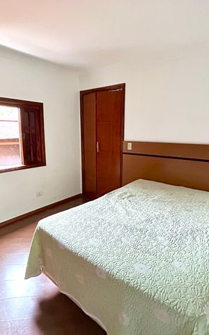 Casa à venda com 150m², 3 quartos e 2 vagas Casa à venda com 150m², 3 quartos e 2 vagasQuarto 3