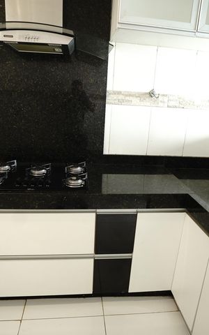 Casa à venda com 180m², 3 quartos e 4 vagas