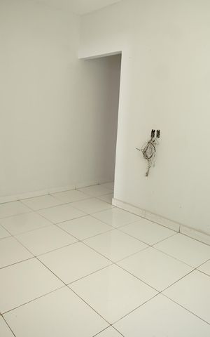 Casa à venda com 180m², 3 quartos e 4 vagas