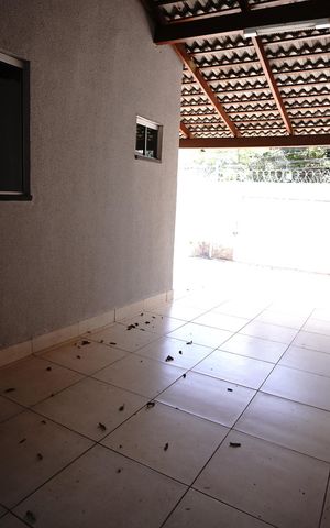 Casa à venda com 180m², 3 quartos e 4 vagas