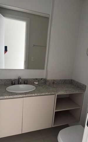 Apartamento à venda com 80m², 3 quartos e 2 vagas Apartamento à venda com 80m², 3 quartos e 2 vagasBanheiro