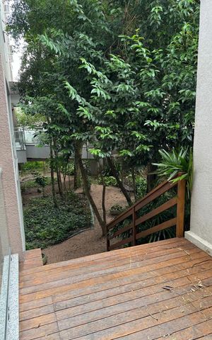 Apartamento à venda com 80m², 3 quartos e 2 vagas Apartamento à venda com 80m², 3 quartos e 2 vagasVaranda
