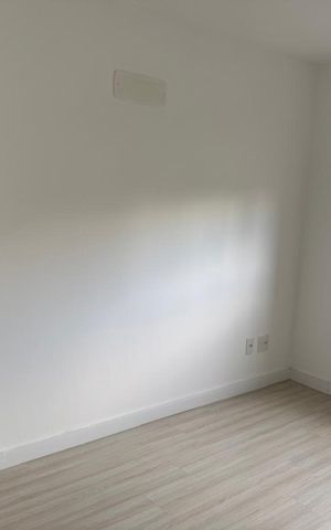 Apartamento à venda com 80m², 3 quartos e 2 vagas Apartamento à venda com 80m², 3 quartos e 2 vagasQuarto