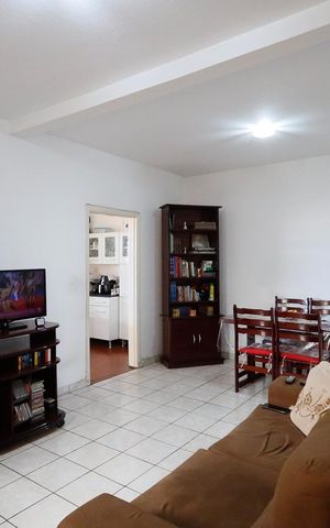 Casa à venda com 180m², 7 quartos e 2 vagas Casa à venda com 180m², 7 quartos e 2 vagasSala casa 2