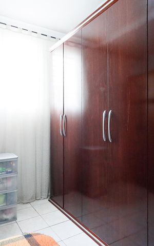 Casa à venda com 180m², 7 quartos e 2 vagas Casa à venda com 180m², 7 quartos e 2 vagasQuarto 1 casa 2