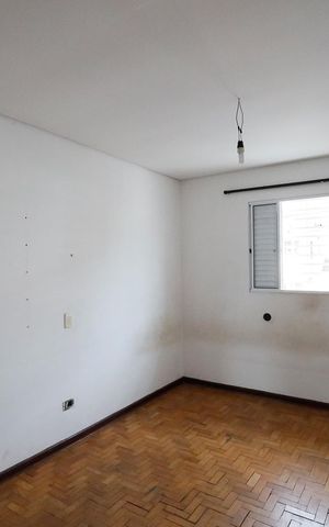 Casa à venda com 180m², 7 quartos e 2 vagas Casa à venda com 180m², 7 quartos e 2 vagasQuarto 3 casa 1