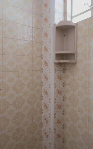 Casa à venda com 180m², 7 quartos e 2 vagas Casa à venda com 180m², 7 quartos e 2 vagasBanheiro casa 3
