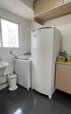 Apartamento à venda com 149m², 3 quartos e 2 vagas Apartamento à venda com 149m², 3 quartos e 2 vagasÁrea de Serviço