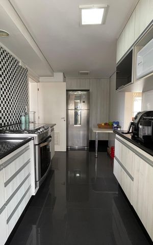 Apartamento à venda com 149m², 3 quartos e 2 vagas Apartamento à venda com 149m², 3 quartos e 2 vagasCozinha