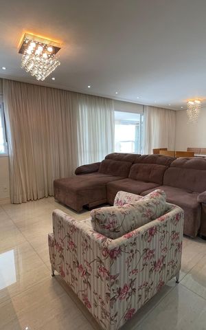 Apartamento à venda com 149m², 3 quartos e 2 vagas Apartamento à venda com 149m², 3 quartos e 2 vagasSala