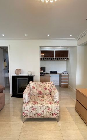 Apartamento à venda com 149m², 3 quartos e 2 vagas Apartamento à venda com 149m², 3 quartos e 2 vagasSala