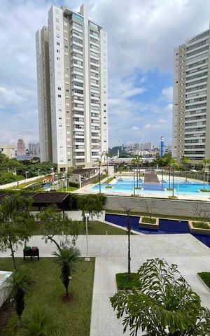 Apartamento à venda com 149m², 3 quartos e 2 vagas Apartamento à venda com 149m², 3 quartos e 2 vagasVista