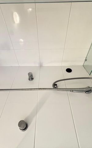 Apartamento para alugar com 55m², 1 quarto e 1 vaga Apartamento para alugar com 55m², 1 quarto e 1 vagaBanheiro