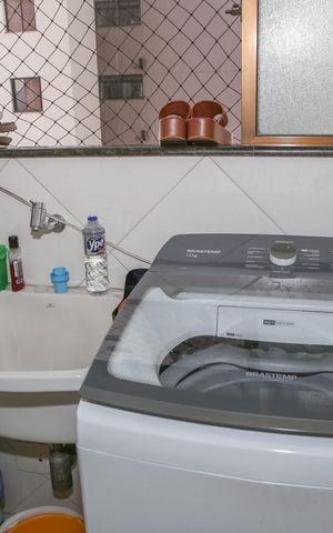 Apartamento à venda com 93m², 3 quartos e 2 vagas Apartamento à venda com 93m², 3 quartos e 2 vagasÁrea de Serviço