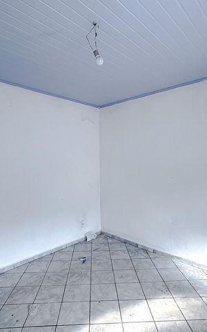 Casa para alugar com 160m², 1 quarto e 1 vagaSala