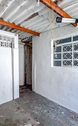 Casa para alugar com 160m², 1 quarto e 1 vagaSalão