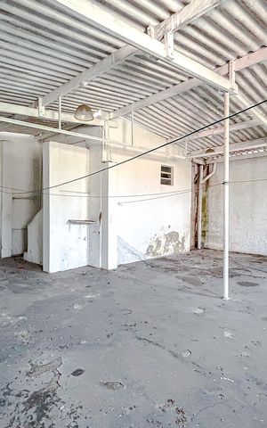 Casa para alugar com 160m², 1 quarto e 1 vagaSalão