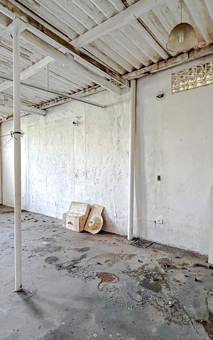 Casa para alugar com 160m², 1 quarto e 1 vagaSalão