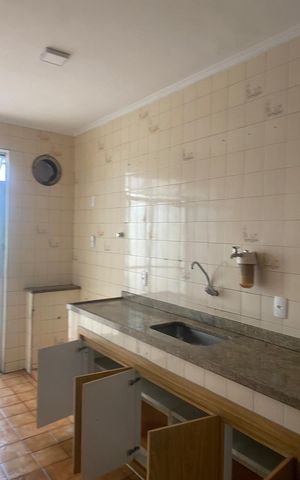 Casa à venda com 240m², 2 quartos e 2 vagas Casa à venda com 240m², 2 quartos e 2 vagasCozinha