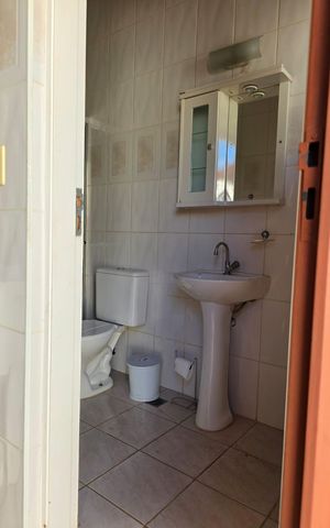 Casa à venda com 169m², 3 quartos e 1 vaga Casa à venda com 169m², 3 quartos e 1 vagaBanheiro