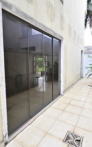 Casa de condomínio para alugar com 250m², 3 quartos e 4 vagas