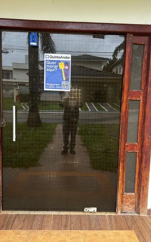 Casa de condomínio para alugar com 250m², 3 quartos e 4 vagas
