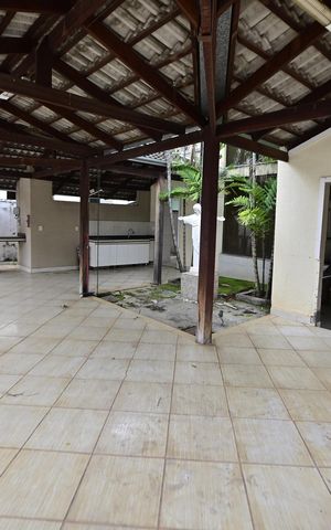 Casa de condomínio para alugar com 250m², 3 quartos e 4 vagas