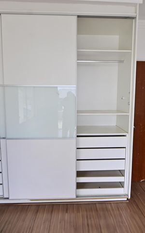Casa de condomínio para alugar com 250m², 3 quartos e 4 vagas