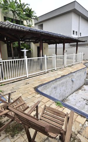 Casa de condomínio para alugar com 250m², 3 quartos e 4 vagas