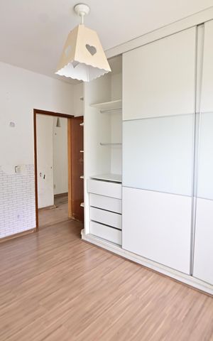 Casa de condomínio para alugar com 250m², 3 quartos e 4 vagas