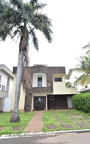 Casa de condomínio para alugar com 250m², 3 quartos e 4 vagas