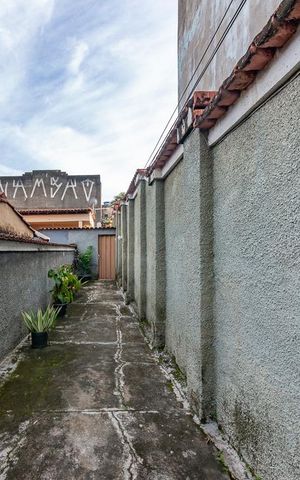 Casa à venda com 360m², 5 quartos e 1 vaga Casa à venda com 360m², 5 quartos e 1 vagaQuintal