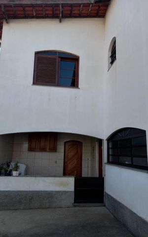 Casa para alugar com 720m², 3 quartos e 4 vagas Casa para alugar com 720m², 3 quartos e 4 vagasÁrea externa
