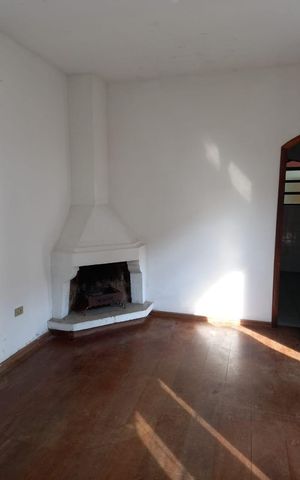Casa para alugar com 720m², 3 quartos e 4 vagas Casa para alugar com 720m², 3 quartos e 4 vagasSala