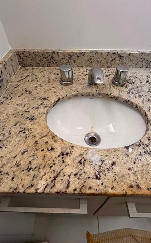 Apartamento para alugar com 80m², 2 quartos e 1 vagaSuíte - Banheiro