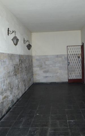 Casa à venda com 360m², 4 quartos e 3 vagasGaragem