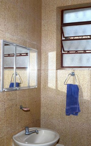 Casa à venda com 360m², 4 quartos e 3 vagasBanheiro da Suíte