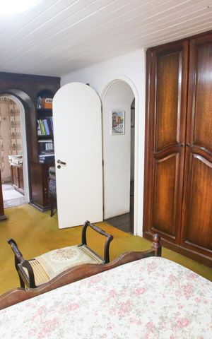 Casa à venda com 200m², 3 quartos e 2 vagasQuarto Suíte