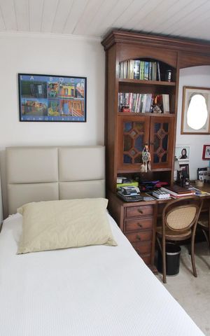 Casa à venda com 200m², 3 quartos e 2 vagasQuarto 3