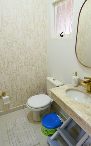 Casa à venda com 129m², 3 quartos e sem vagaLavabo