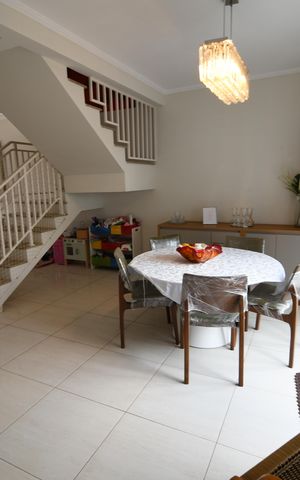 Casa à venda com 129m², 3 quartos e sem vagaSala