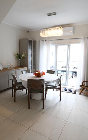 Casa à venda com 129m², 3 quartos e sem vagaSala