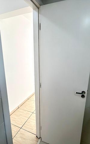 Apartamento para alugar com 65m², 2 quartos e 1 vaga Apartamento para alugar com 65m², 2 quartos e 1 vagaBanheiro 1