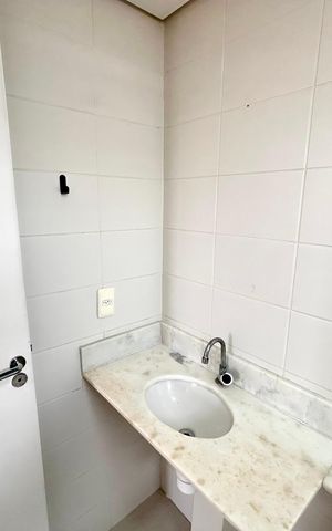 Apartamento para alugar com 65m², 2 quartos e 1 vaga Apartamento para alugar com 65m², 2 quartos e 1 vagaBanheiro da Suíte