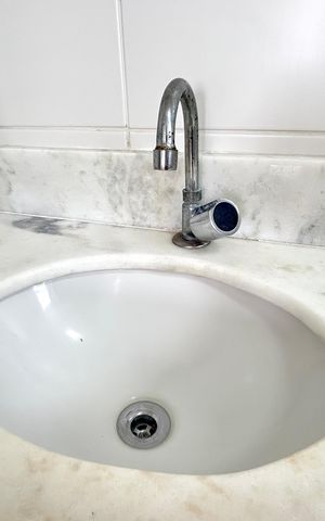 Apartamento para alugar com 65m², 2 quartos e 1 vaga Apartamento para alugar com 65m², 2 quartos e 1 vagaBanheiro da Suíte