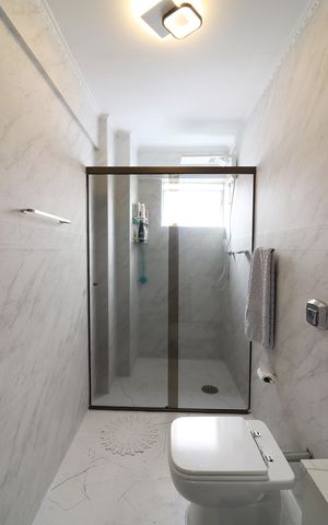 Apartamento à venda com 80m², 2 quartos e 2 vagasBanheiro Social