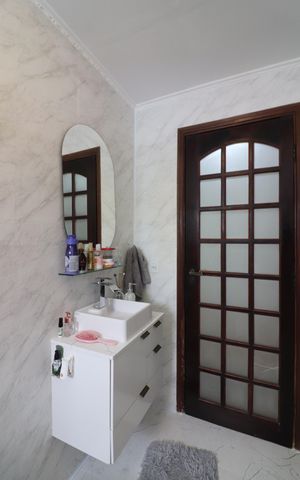 Apartamento à venda com 80m², 2 quartos e 2 vagasBanheiro Social