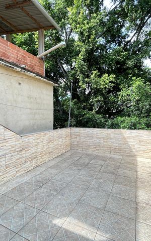 Casa à venda com 100m², 4 quartos e 1 vagaVaranda